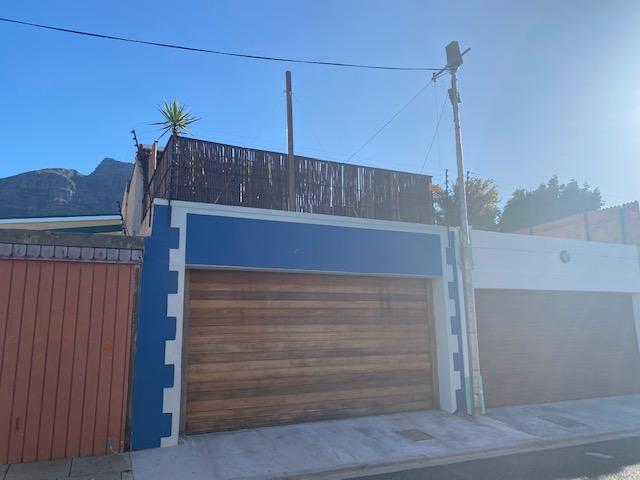 To Let 3 Bedroom Property for Rent in Woodstock Upper Western Cape